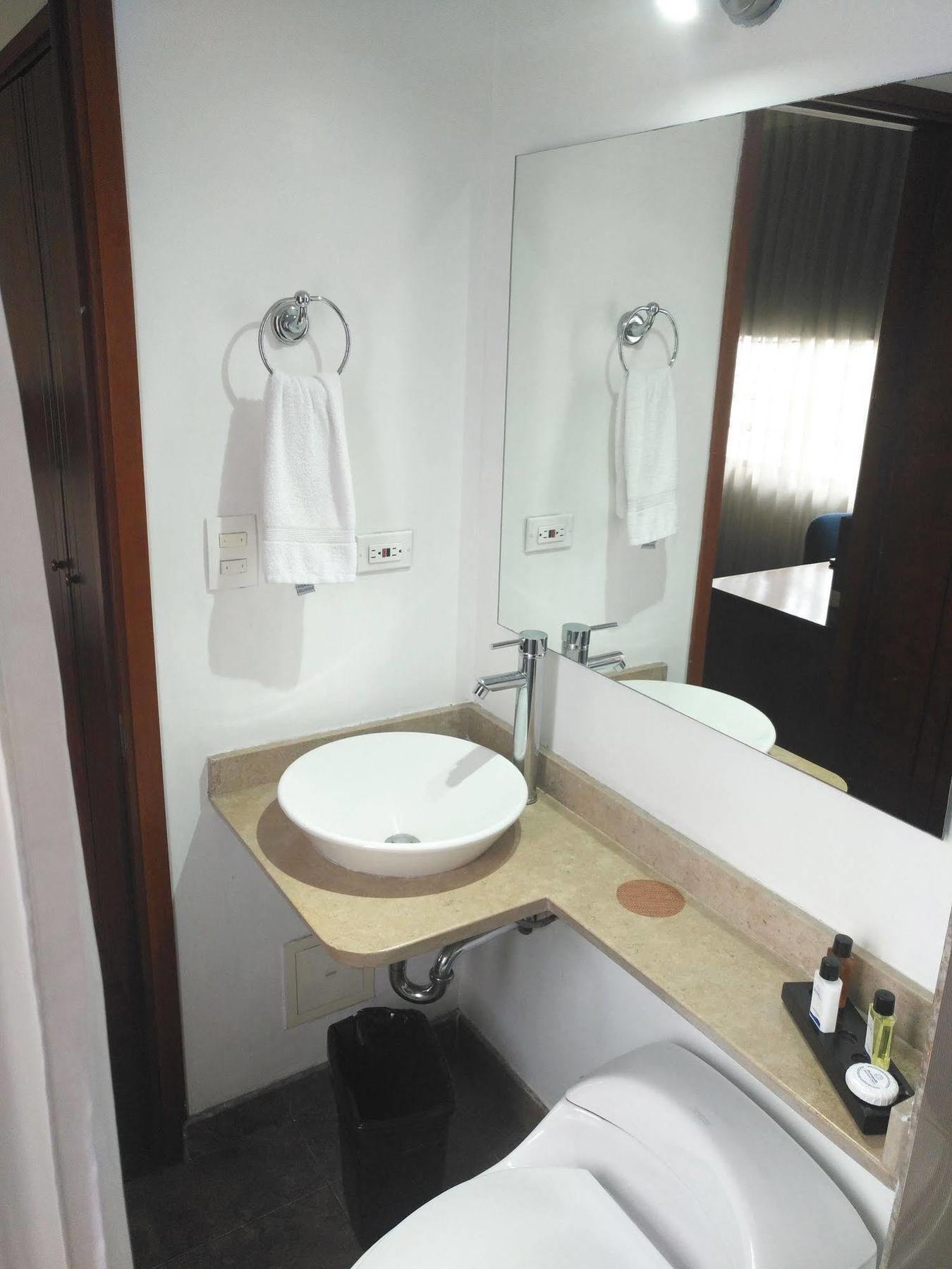 Teusaquillo Boutique Hotel Bogotá Zewnętrze zdjęcie